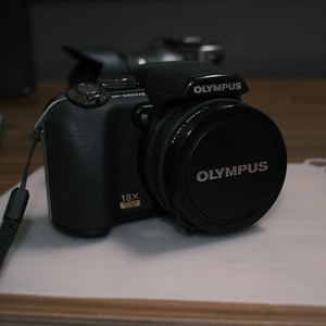 올림푸스 SP-560UZ 레트로 카메라
