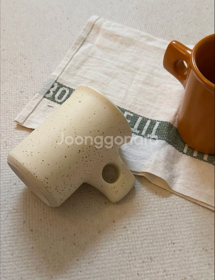 패브릭포터리 머그 두개 일괄--2