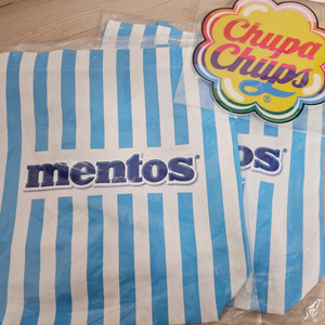 멘토스 에코백 2개, 츄파춥스 마우스패드 1개