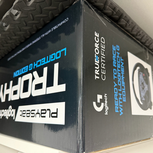 플레이시트 로지텍 G 트로피 게이밍 의자