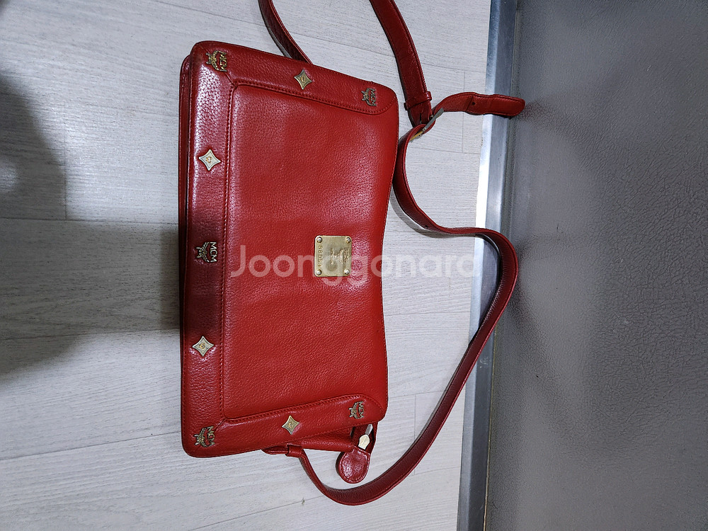 여성용 가죽 엠씨엠 가방--0