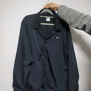 나이키 바람막이 점퍼, 1~2회 착용