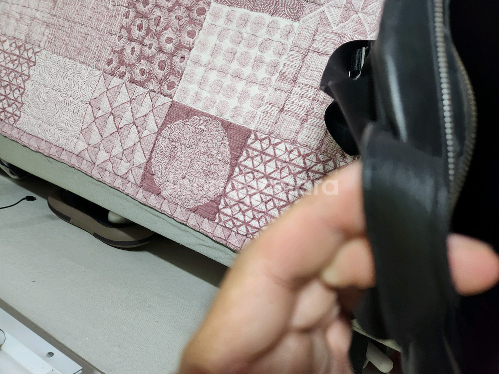 가죽 가방 만다리나덕 백팩--3