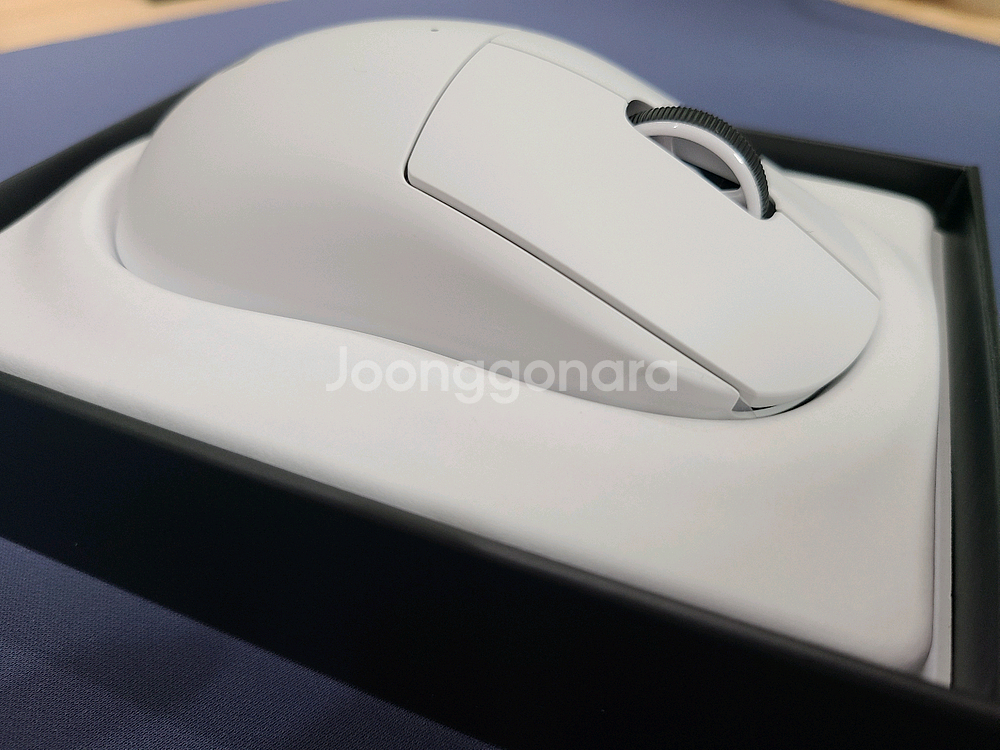 로지텍 지슈라 2c 화이트--0