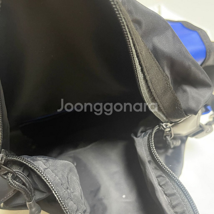 아더에러 스몰 트레이스 이스티 메신저백 Z-블루--2