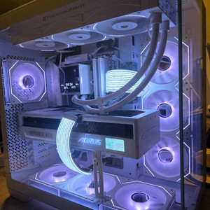 9800x3d rtx5080 마스터PC 팝니다