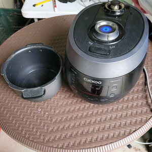 쿠쿠 압력밥솥 6인용 전기밥솥 CRP-RT067FC