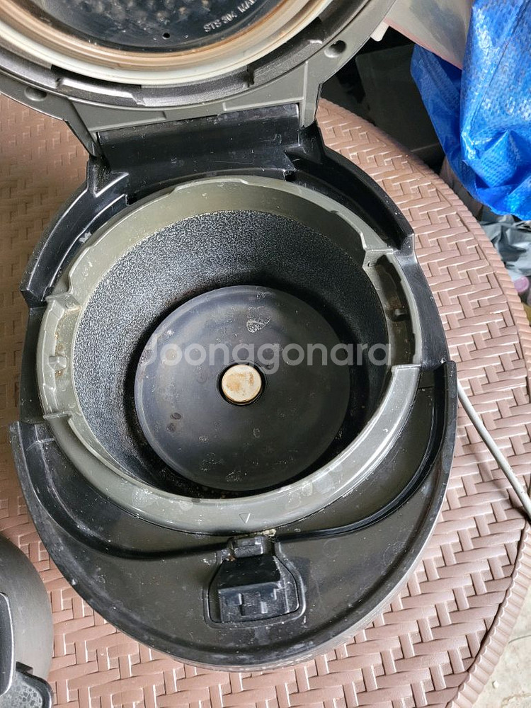 쿠쿠 압력밥솥 6인용 전기밥솥 CRP-RT067FC--3