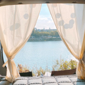 차박애착 레이 와이어줄 아름다운지구별 커튼 팝니다