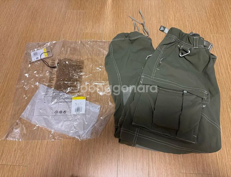 나이키 acg 스미스서밋 올리브 (cv0656-222) S사이즈--1