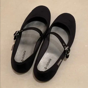 빅토리아 오다 메리제인 블랙 230 1회착용