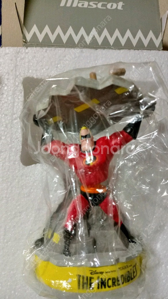 디즈니18 인크레더블 피규어 판매합니다--9