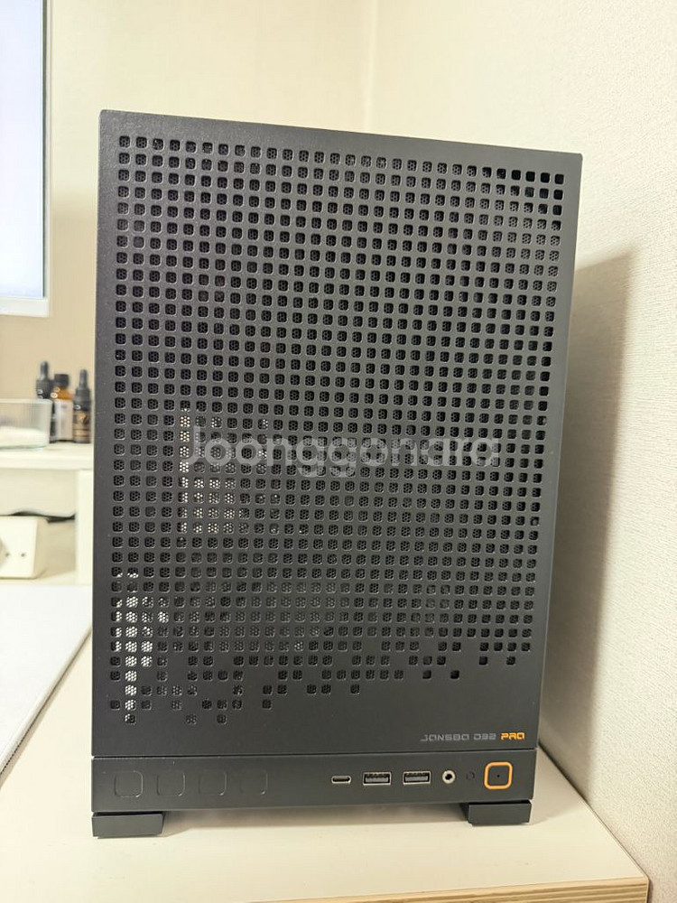 5700X3D 32GB 1TB 반본체--2