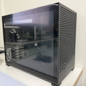 5700X3D 32GB 1TB 반본체