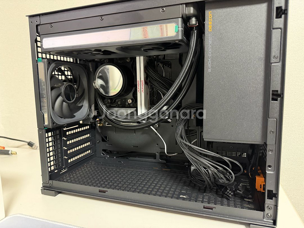 5700X3D 32GB 1TB 반본체--1