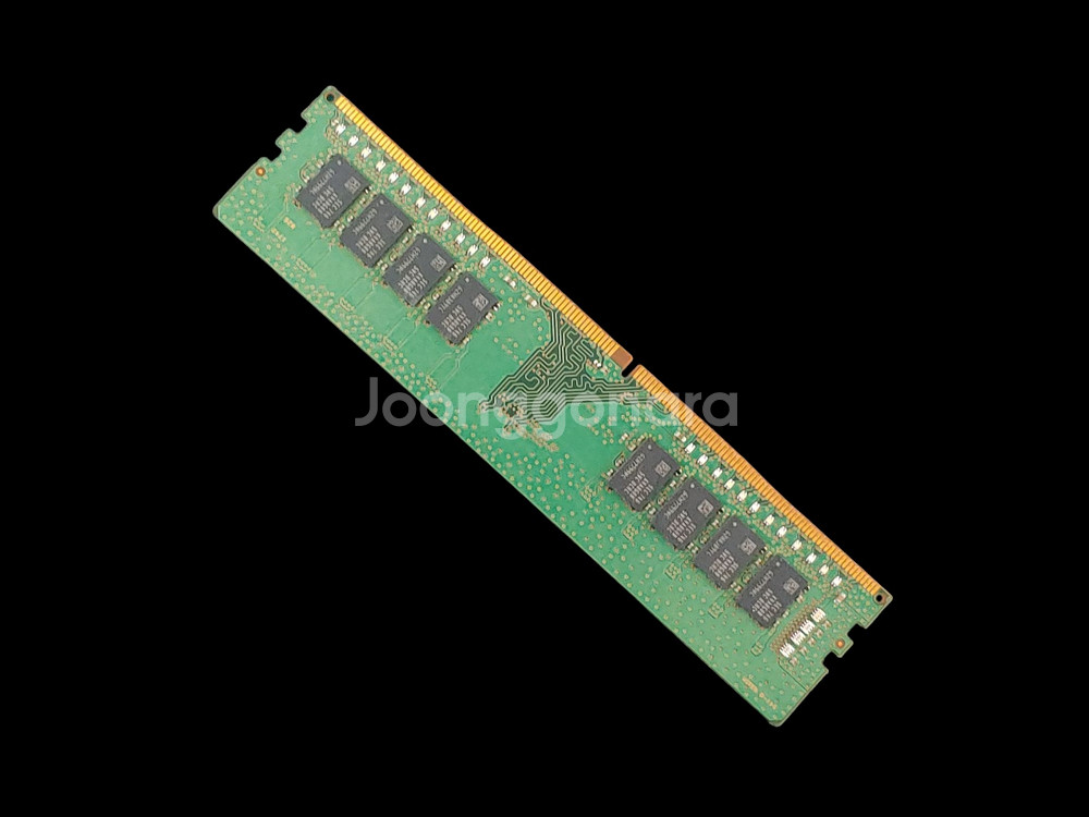 삼성 DDR4 2400T 16GB PC용 메모리 램--1