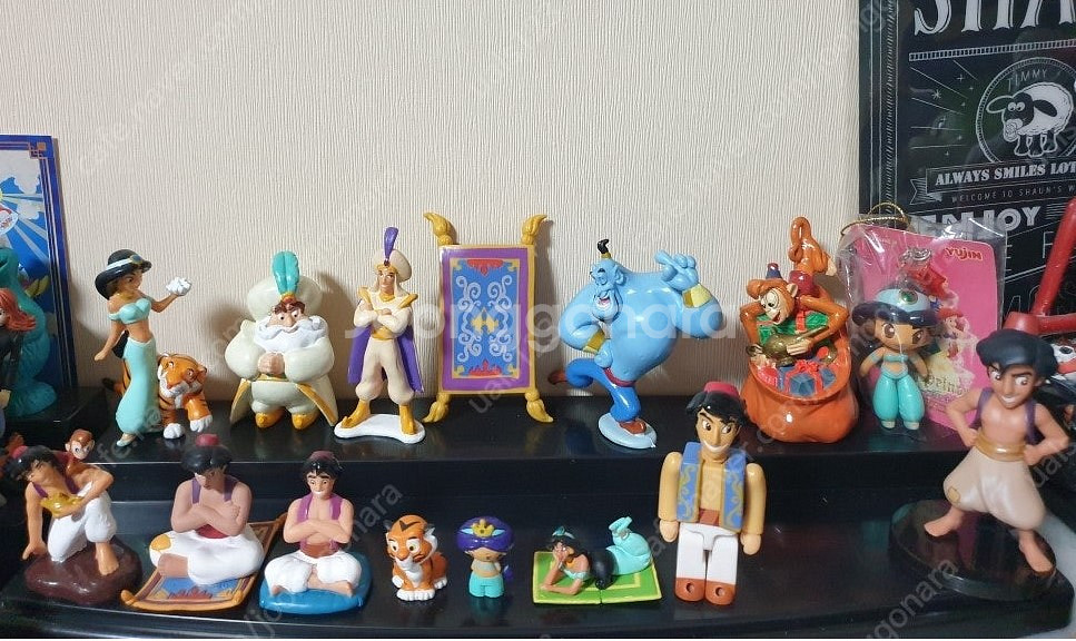 디즈니22푸우4 피규어 스트랩 알라딘 피규어 판매합니다--8