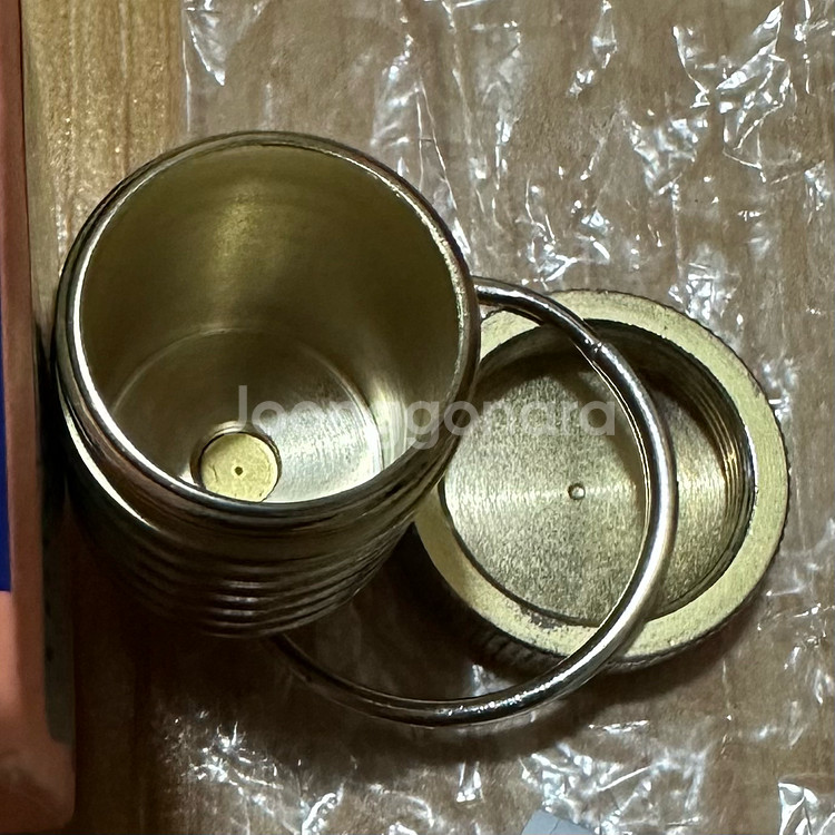 TOM DIXON 톰 딕슨 cog 황동 키링--5