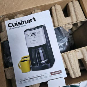 쿠시나art 그라인더 내장형 커피머신(새것)