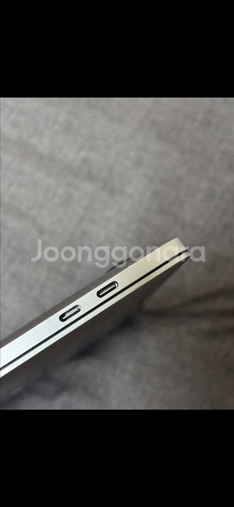 2020 맥북프로 13인치 8GB/256GB--3