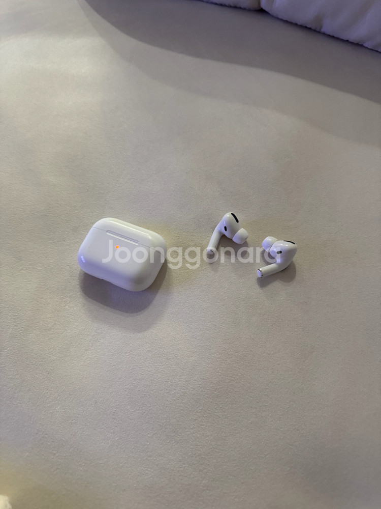 에어팟프로1 판매합니다--2