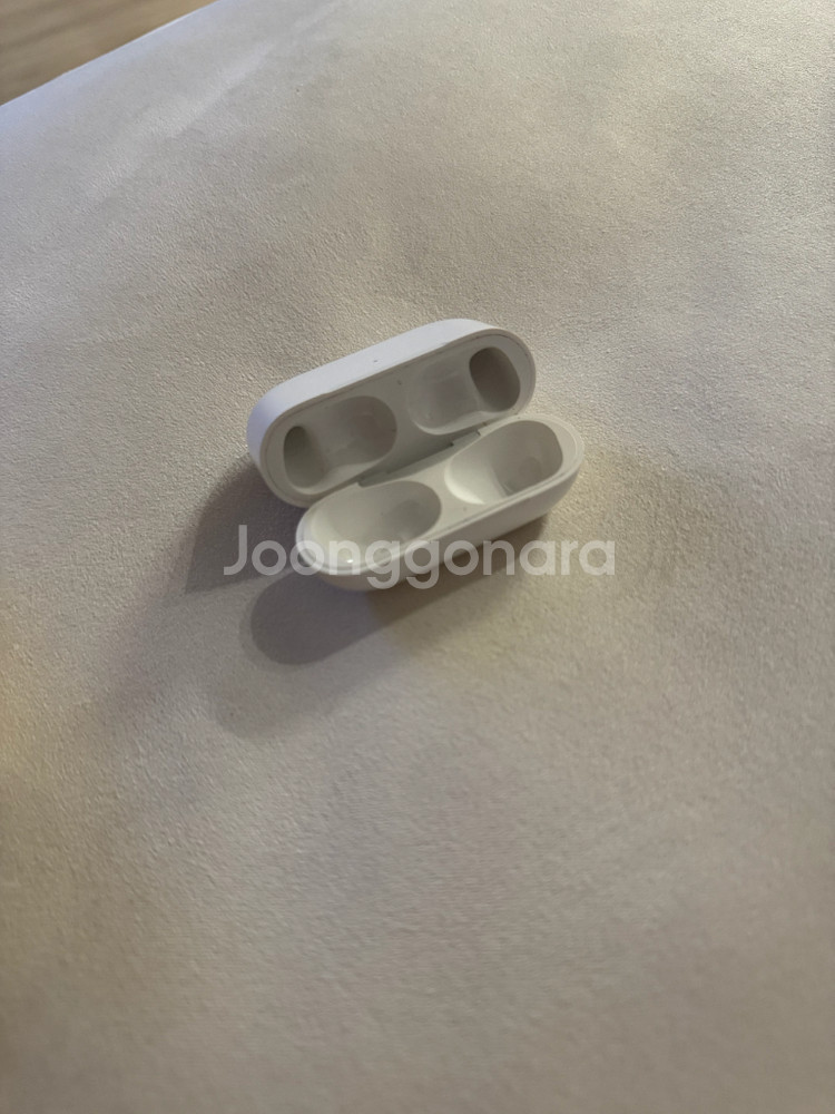 에어팟프로1 판매합니다--1