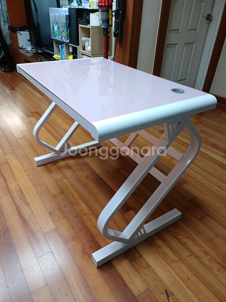 아우스 컴퓨터 게이밍 책상 저렴하게 드립니다~--2