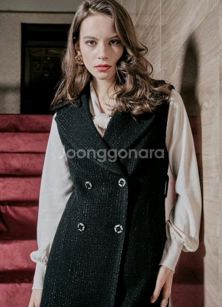 (새상품) 칼라거펠트 트위드 롱베스트--1