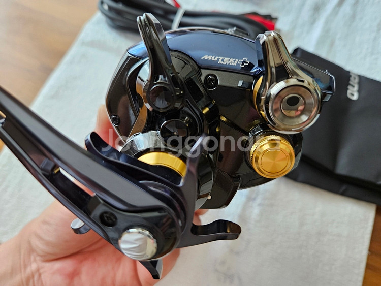 시마노 리미티드 한정품전동릴--3