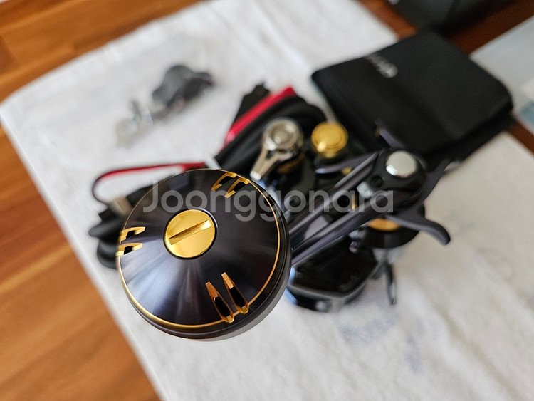 시마노 리미티드 한정품전동릴--6