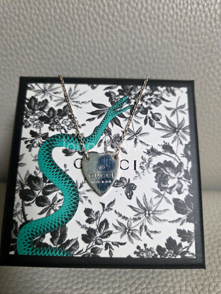 구찌 하트 목걸이--0