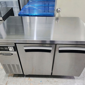 라세르 1200테이블 냉장고 간냉식 판매 합니다