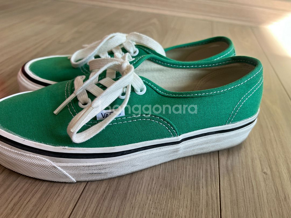 반스 어센틱 여자운동화 (225)--4