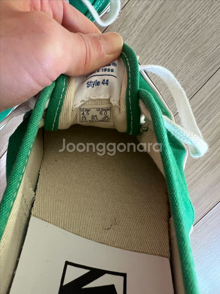 반스 어센틱 여자운동화 (225)--9