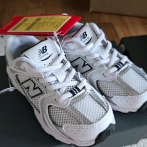 뉴발란스키즈신발IZ530KA/IZ530SB1 140사이즈