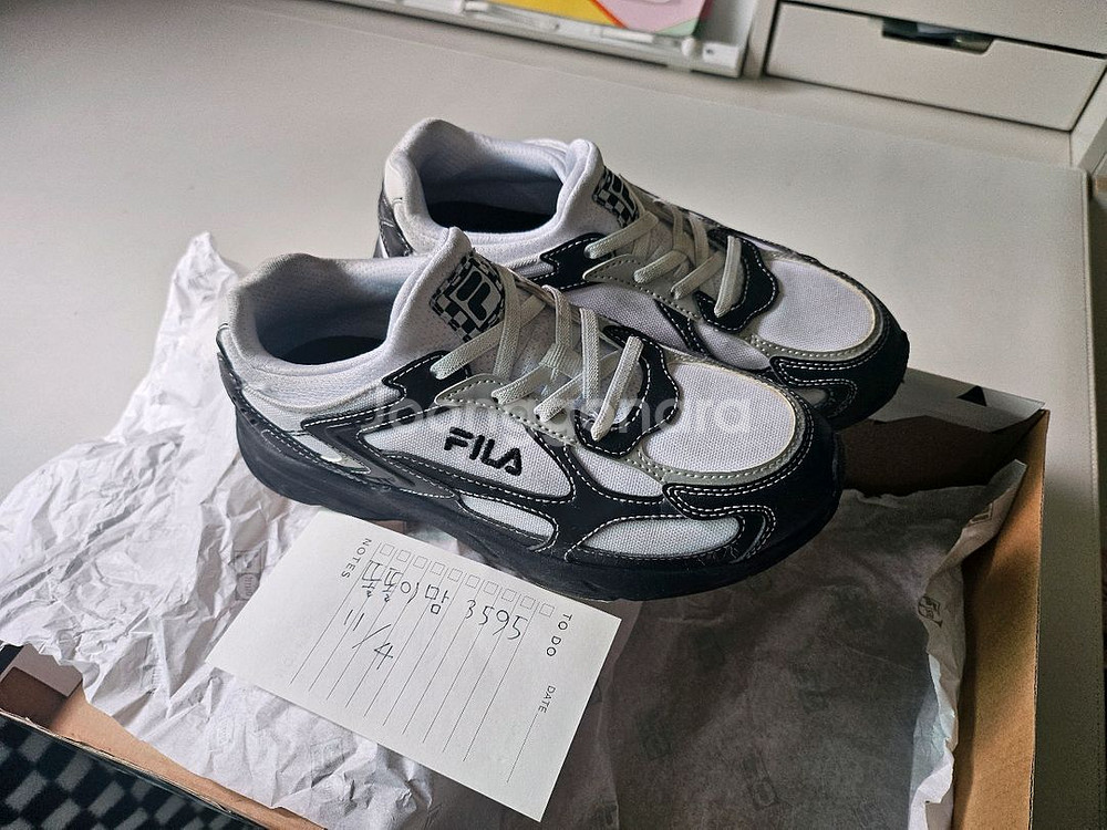 히로 휠라 운동화 230사이즈 판매해요~--1