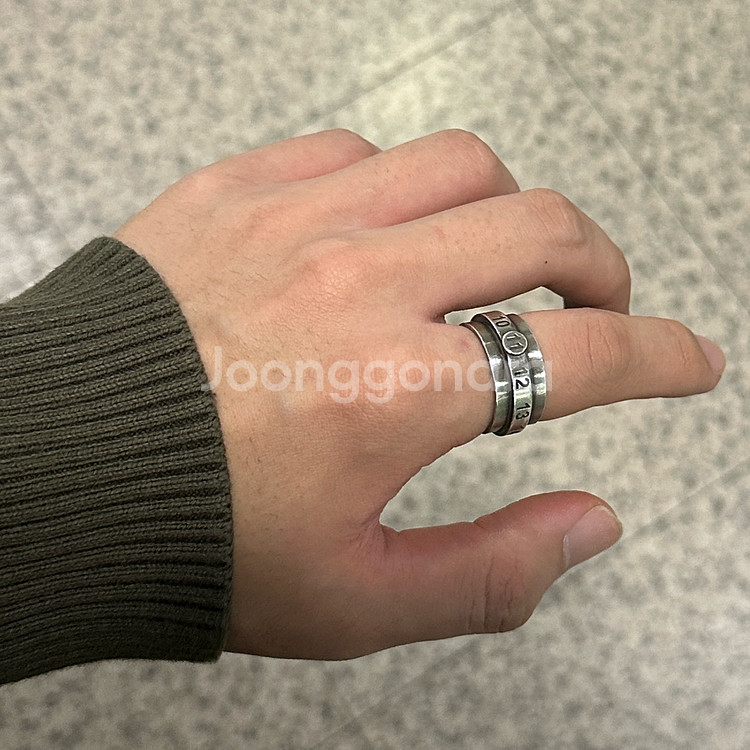 메종 마르지엘라 넘버 더블 실버링 M사이즈(한국23호)--3