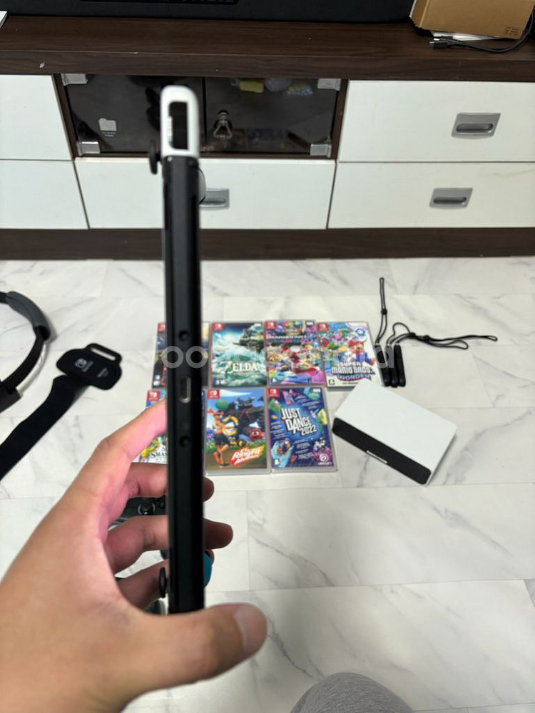 닌텐도 스위치 OLED 새상품급+타이틀14+주변기기 판매--2