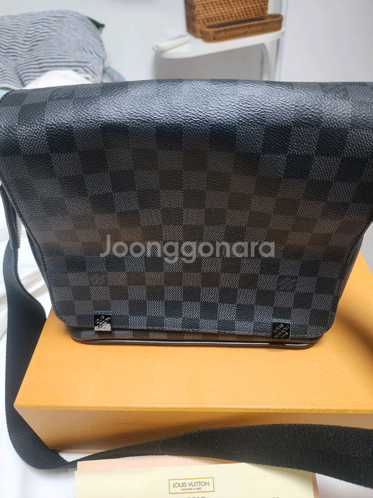 루이비통 다미에 그라파이트 남성 크로스백--1