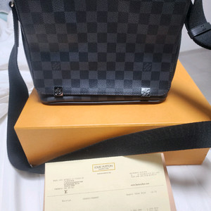 루이비통 다미에 그라파이트 남성 크로스백