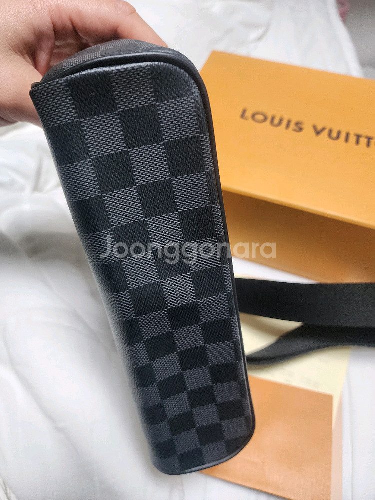 루이비통 다미에 그라파이트 남성 크로스백--5