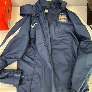 나이키 맨시티 바람막이 s