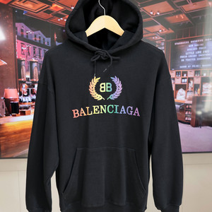 강렬한 존재감, 발렌시아가 무지개 자수 후드 L~XL