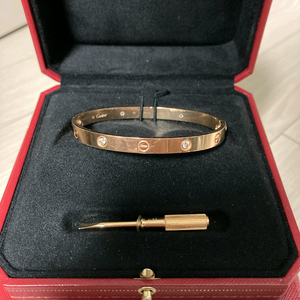 까르띠에 러브팔찌 4p 19호