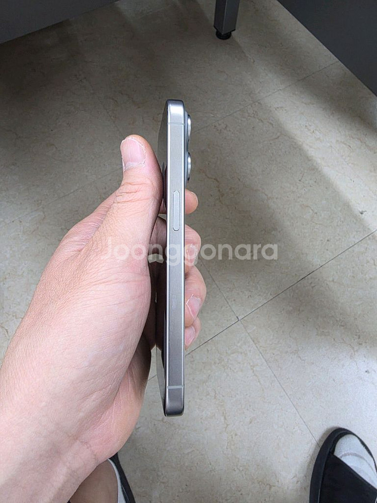 아이폰15 프로 256 내추럴 티타늄 팝니다.(리퍼)--6