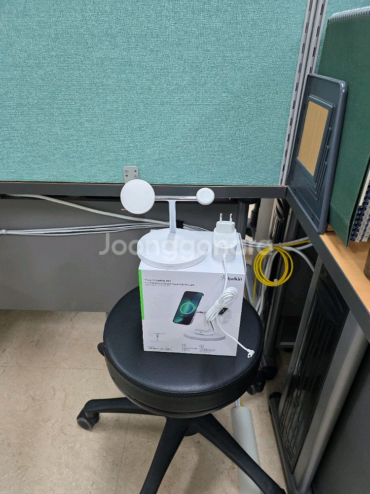 아이폰15 프로 256 내추럴 티타늄 팝니다.(리퍼)--9