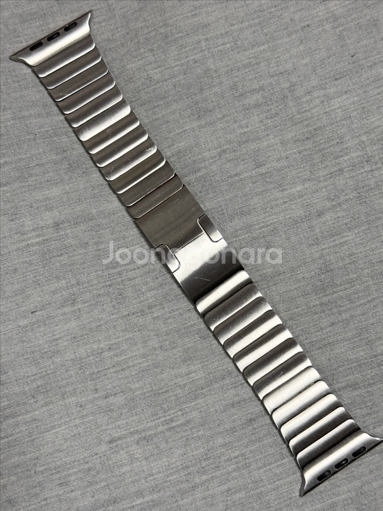 애플워치 URVOI 링크 브레이슬릿 실버--1