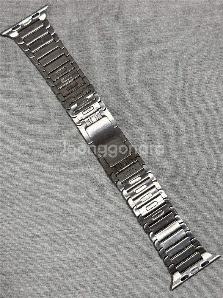 애플워치 URVOI 링크 브레이슬릿 실버--2