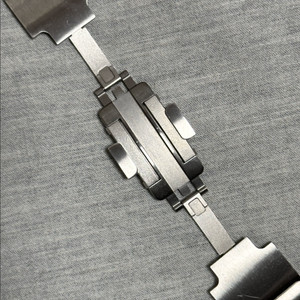 애플워치 URVOI 링크 브레이슬릿 실버