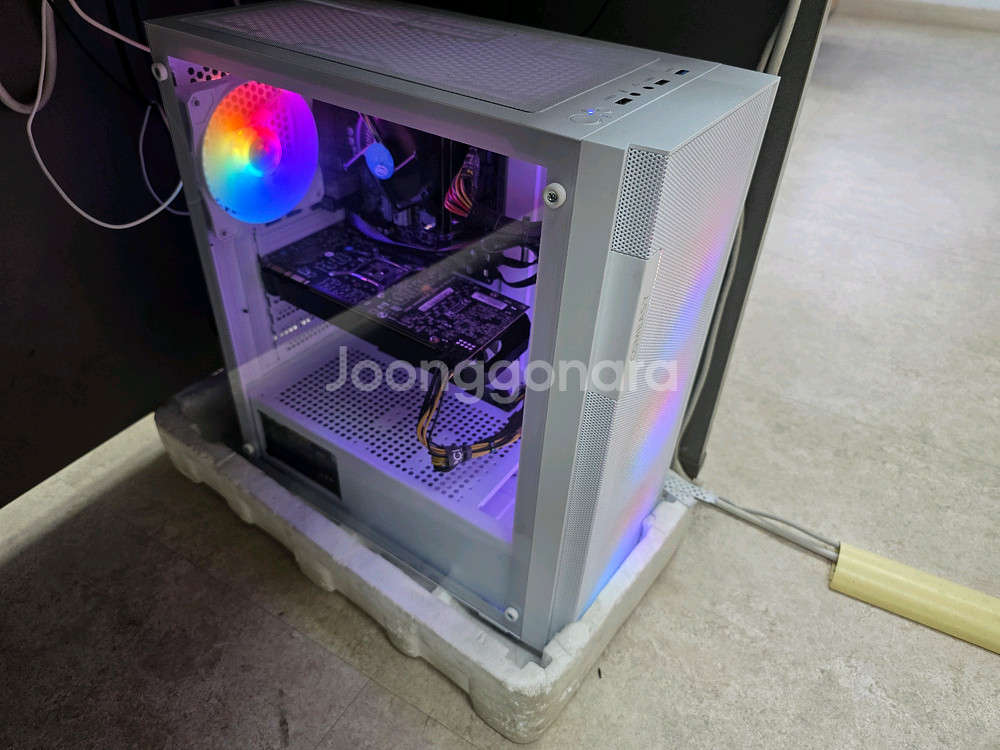 컴퓨터 본체 i5-8500 GTX 1080 판매합니다--0